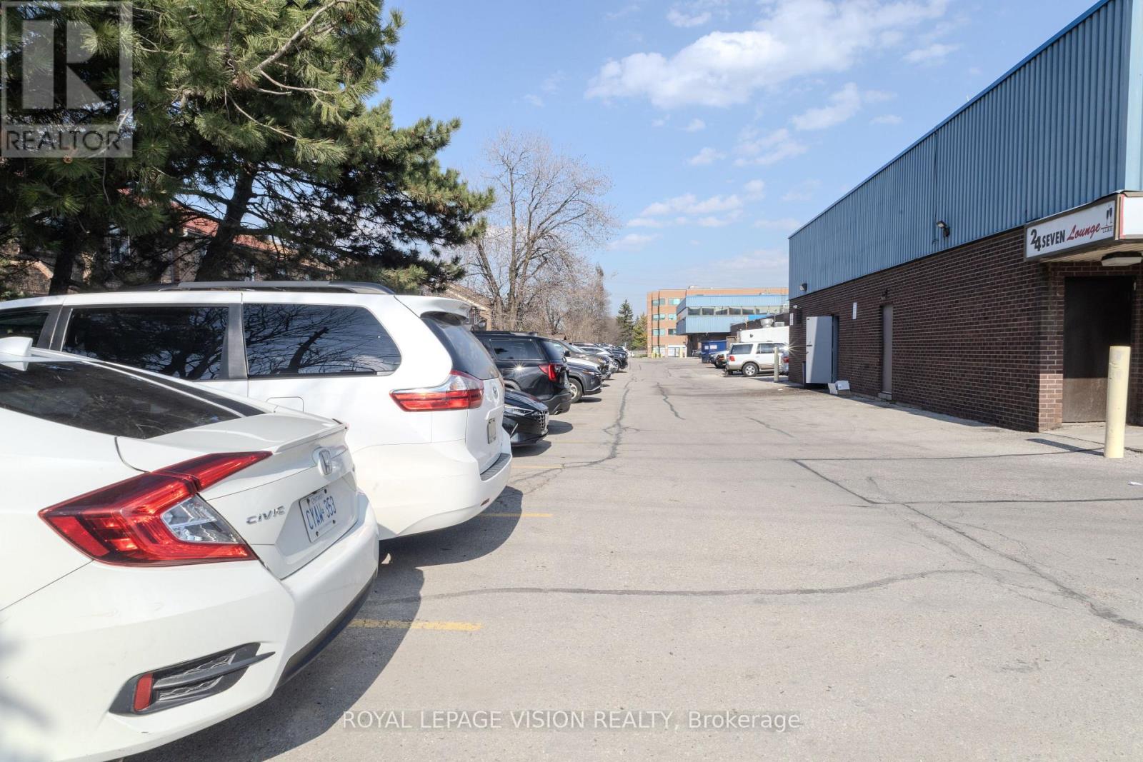 4 - 106 Humber College Boulevard, Toronto, Ontario  M9V 4E4 - Photo 2 - W13049136