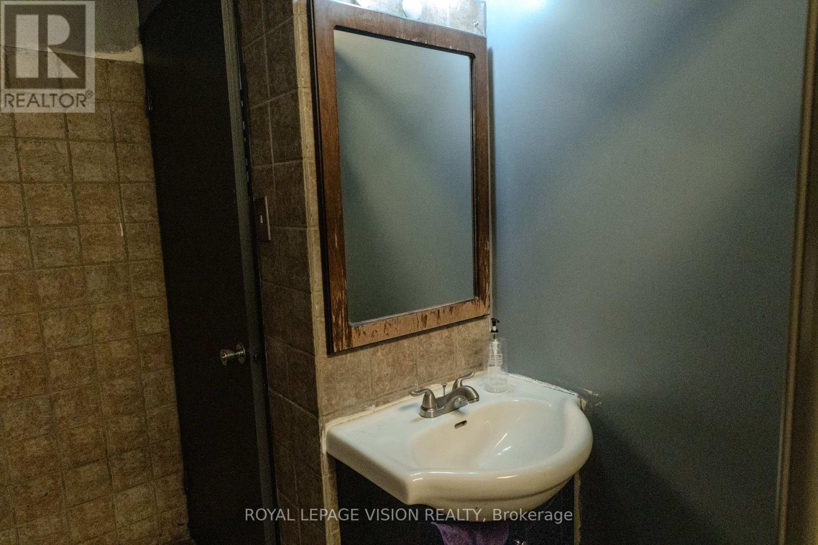 4 - 106 Humber College Boulevard, Toronto, Ontario  M9V 4E4 - Photo 27 - W13049136