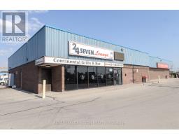 4 - 106 HUMBER COLLEGE BOULEVARD, Toronto, Ontario