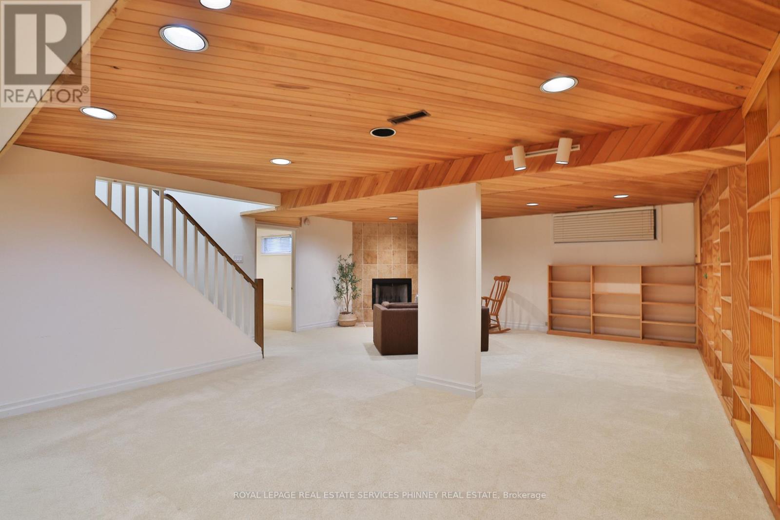 1066 Stockwell Avenue, Mississauga, Ontario  L5H 1B4 - Photo 24 - W13049170