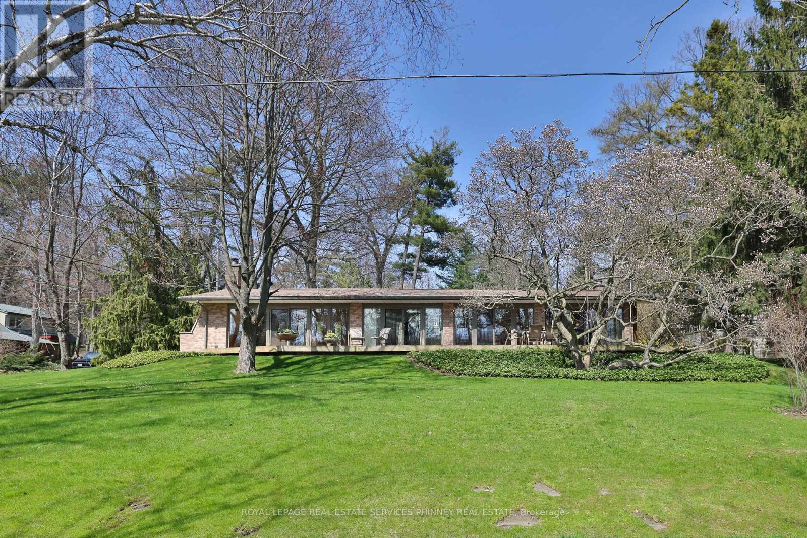 1066 Stockwell Avenue, Mississauga, Ontario  L5H 1B4 - Photo 28 - W13049170