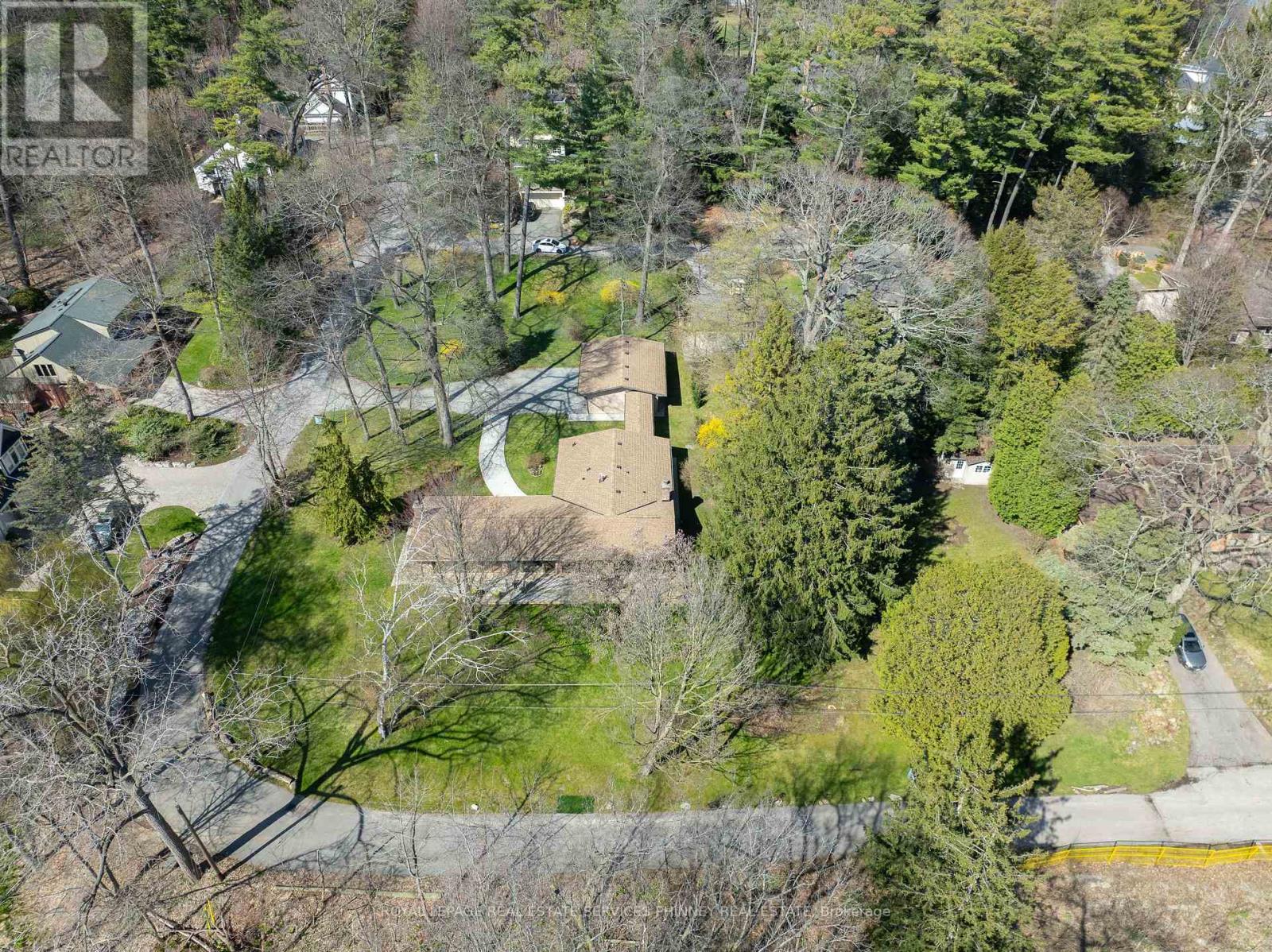 1066 Stockwell Avenue, Mississauga, Ontario  L5H 1B4 - Photo 32 - W13049170