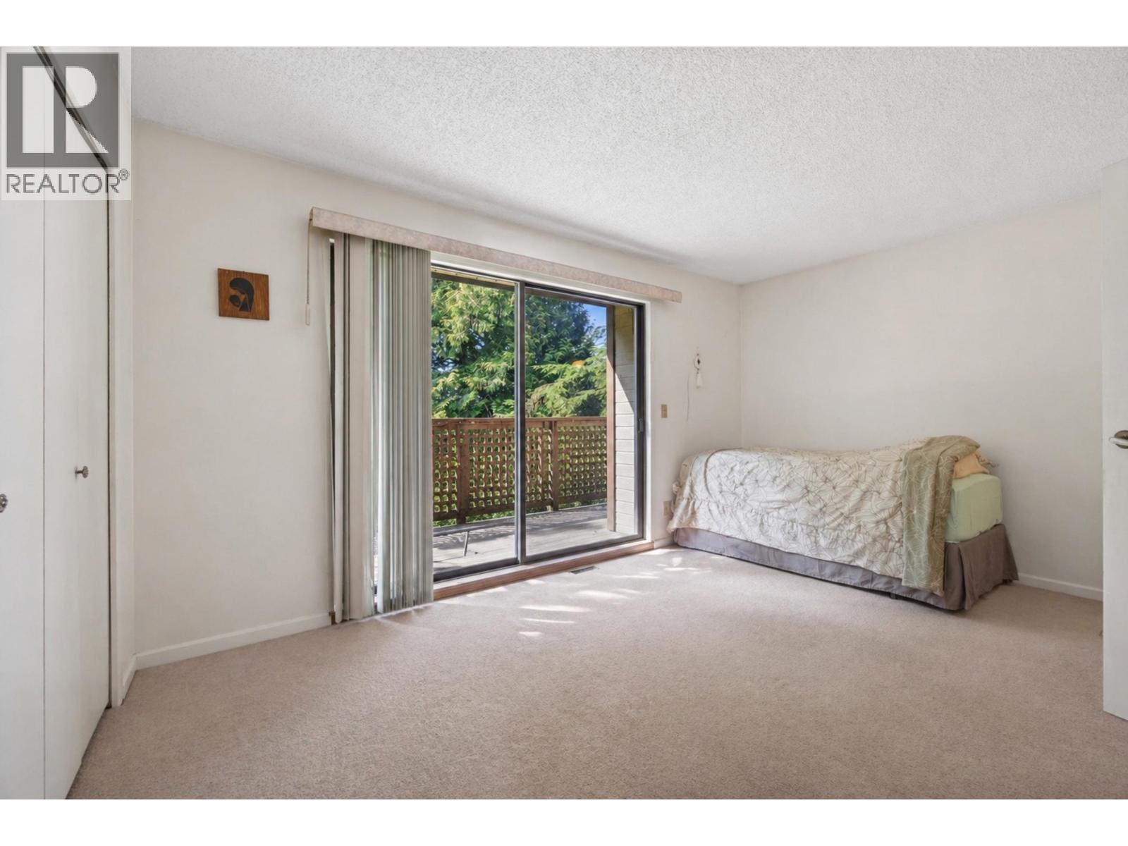 2750 Kingsford Avenue, Burnaby, British Columbia  V5B 4V4 - Photo 19 - R3113977