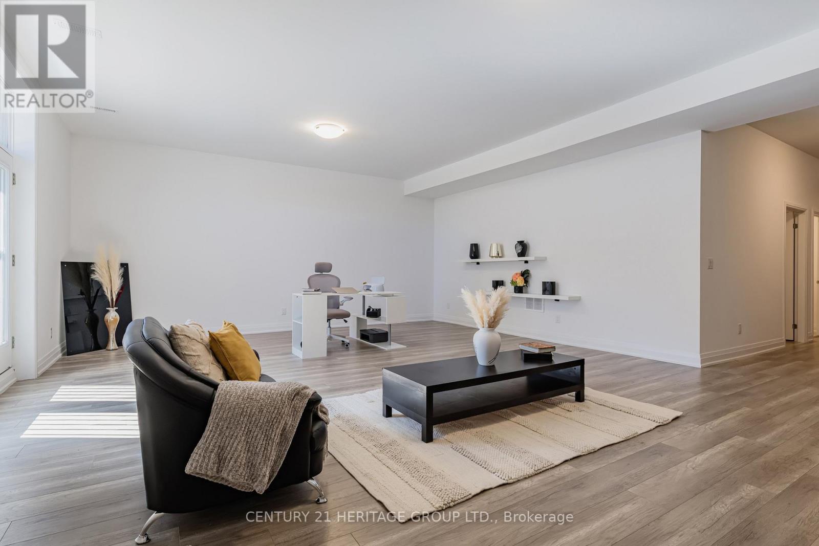 251 Oxford Street, Richmond Hill, Ontario  L4C 7V7 - Photo 41 - N12875444