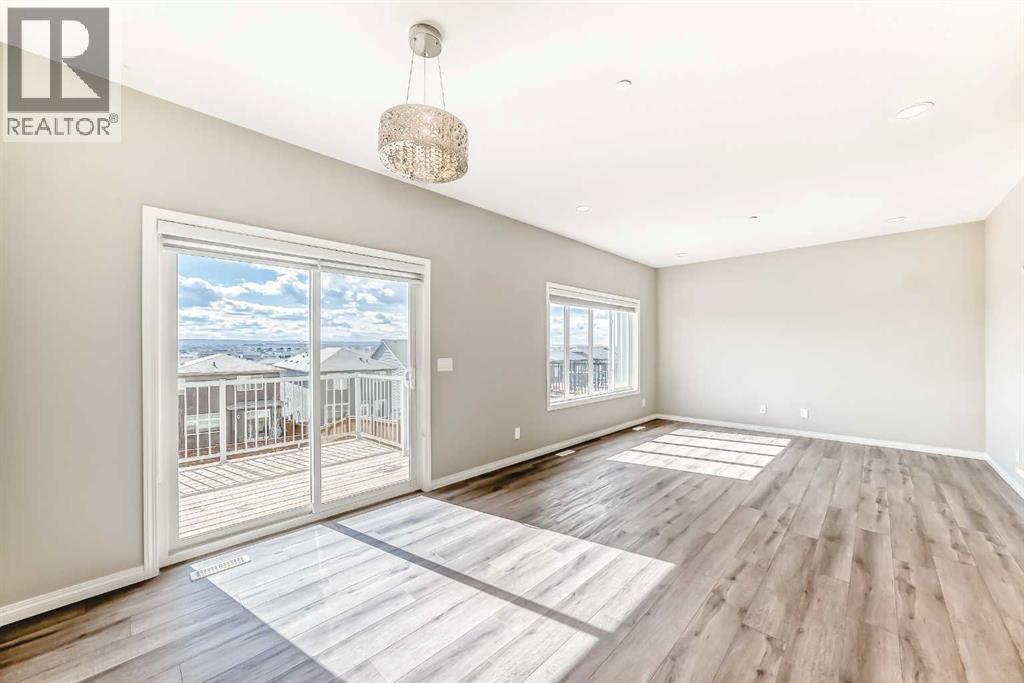 35 Lucas Terrace NW, Calgary, Alberta  T3P 1P9 - Photo 10 - A2301516