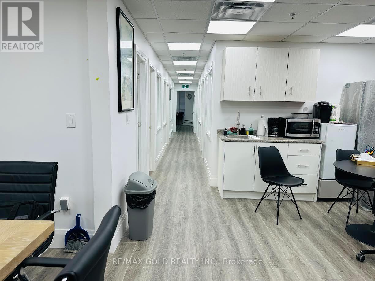 6 - 8550 Torbram Road, Brampton, Ontario  L6T 5C8 - Photo 10 - W13034888