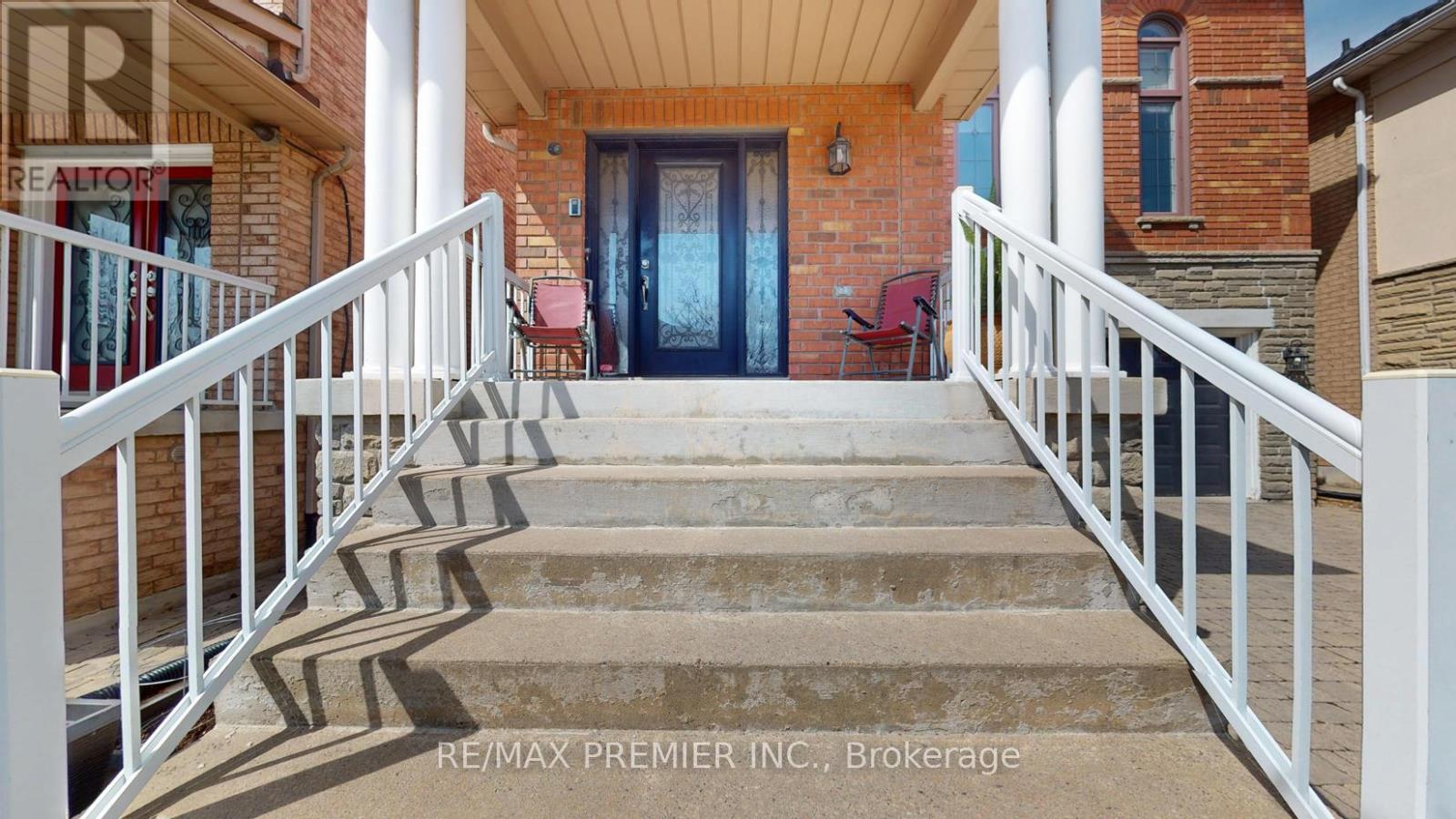 28 Osprey Drive, Vaughan, Ontario  L4H 1Y2 - Photo 3 - N13046346