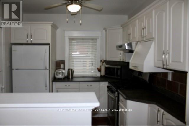 489 Mortimer Avenue, Toronto (Danforth Village-East York), Ontario  M4J 2G6 - Photo 8 - E13049190