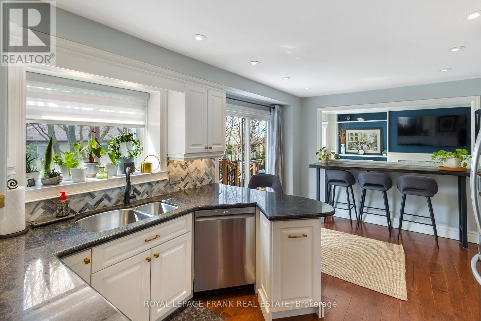 68 Burling Place, Newmarket (Huron Heights-Leslie Valley), Ontario  L3Y 5W4 - Photo 11 - N13049382