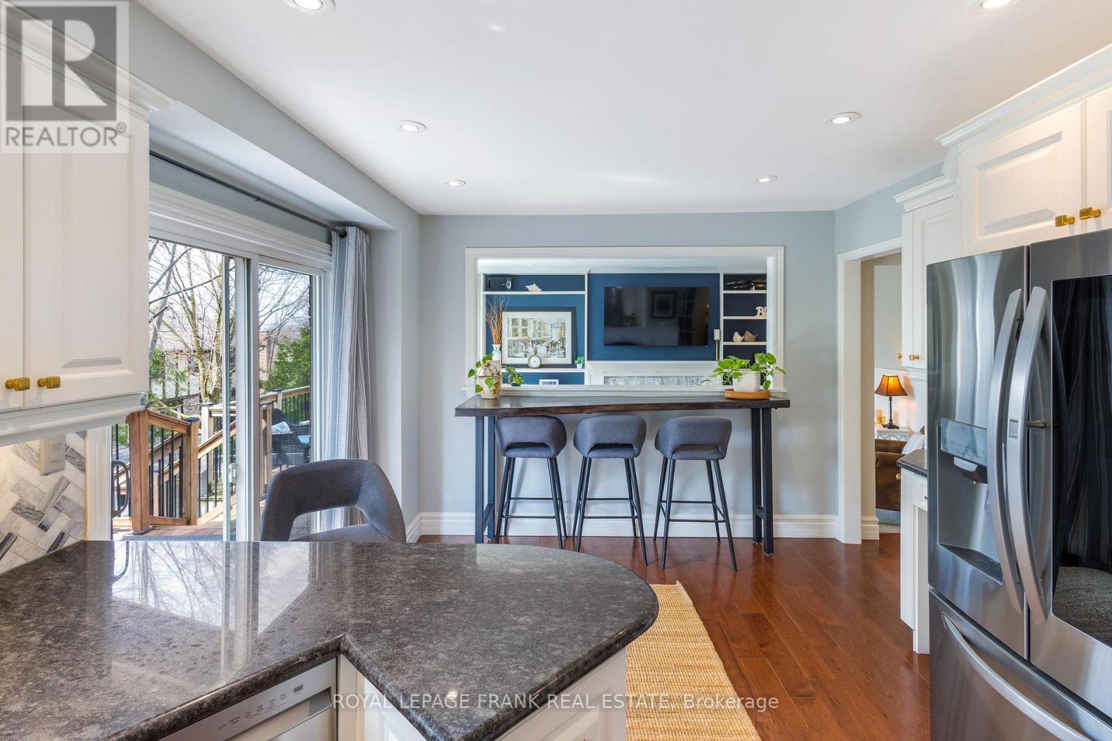 68 Burling Place, Newmarket (Huron Heights-Leslie Valley), Ontario  L3Y 5W4 - Photo 12 - N13049382