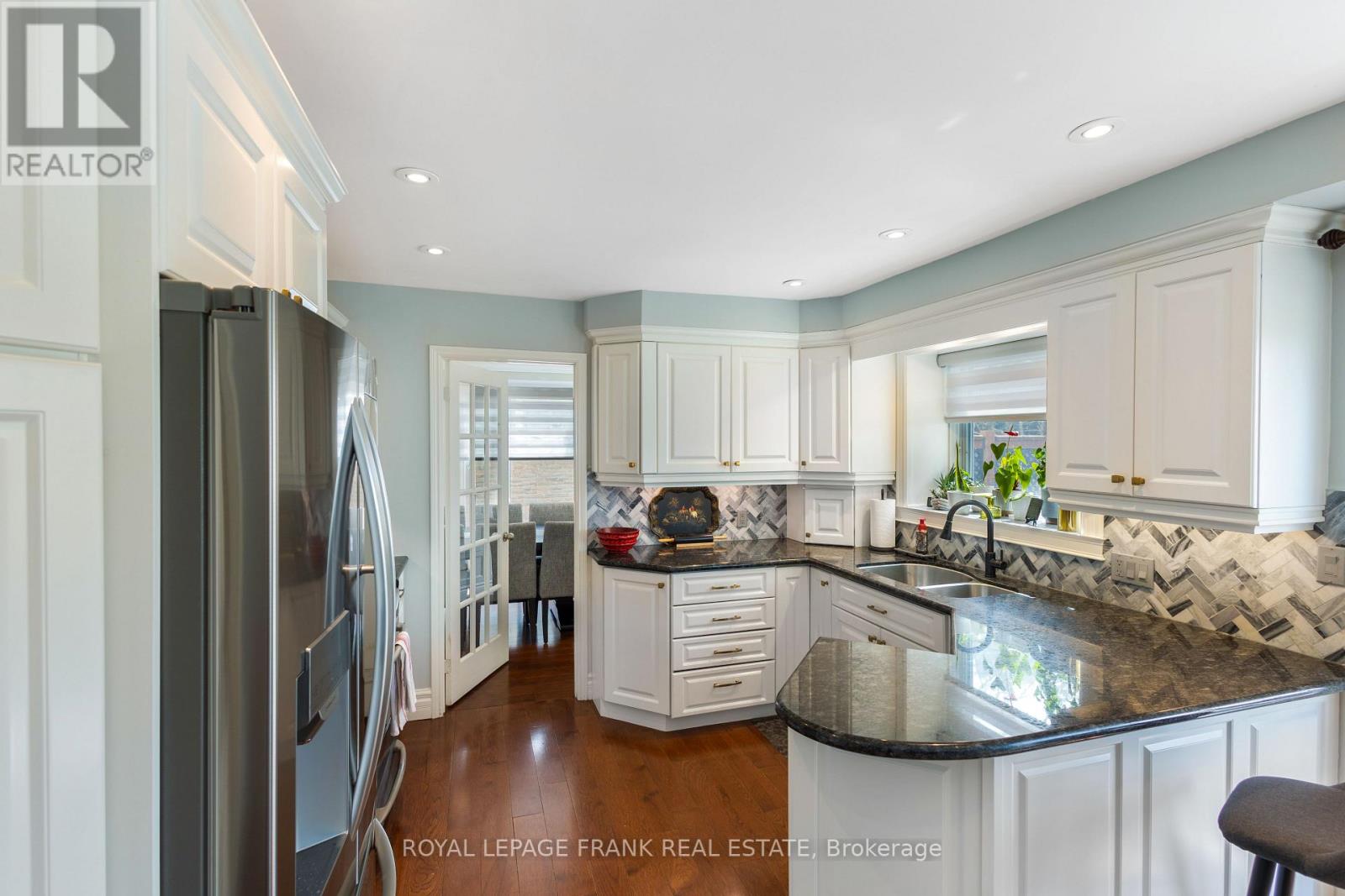 68 Burling Place, Newmarket (Huron Heights-Leslie Valley), Ontario  L3Y 5W4 - Photo 9 - N13049382