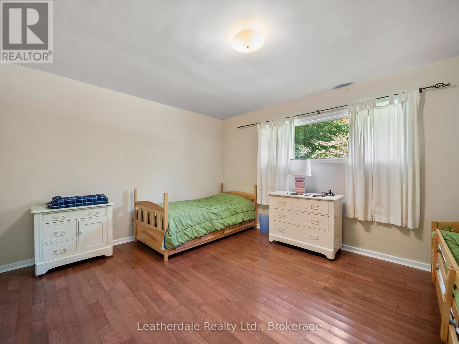 24 Maple Drive, Orillia, Ontario  L3V 3W2 - Photo 13 - S13049322