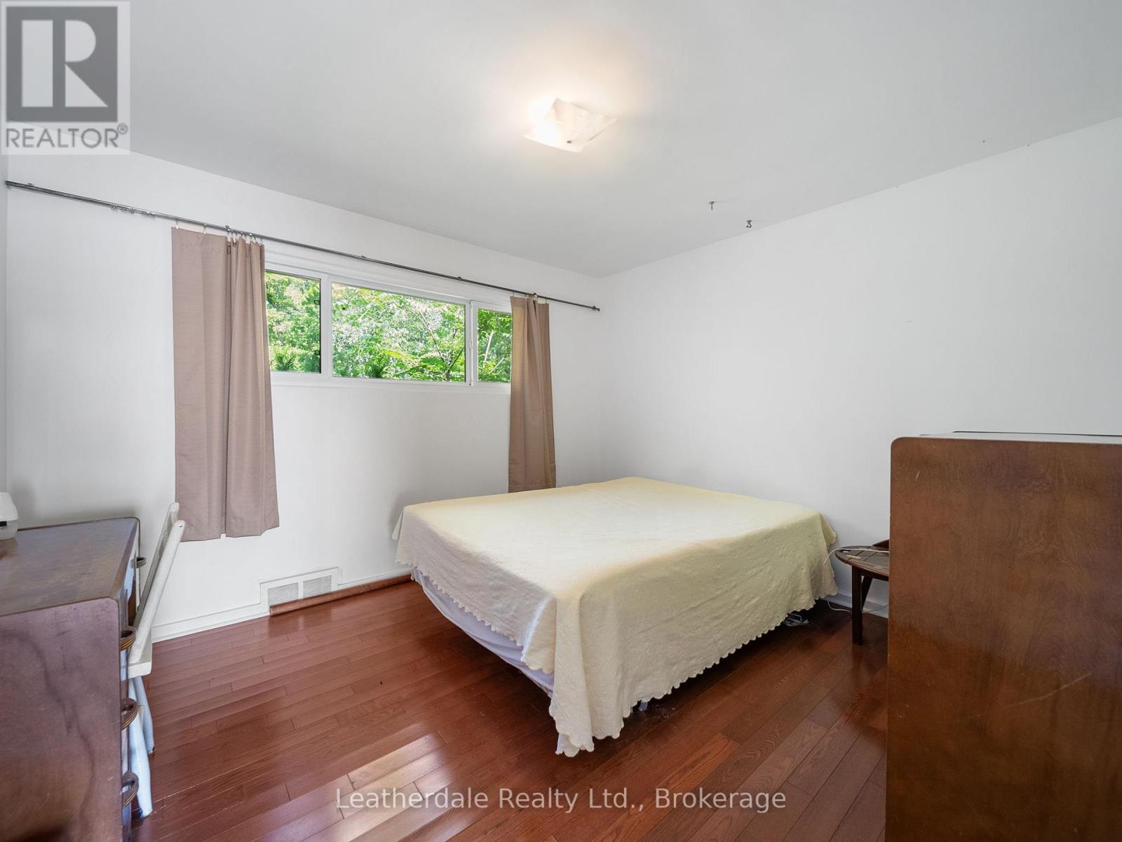 24 Maple Drive, Orillia, Ontario  L3V 3W2 - Photo 15 - S13049322