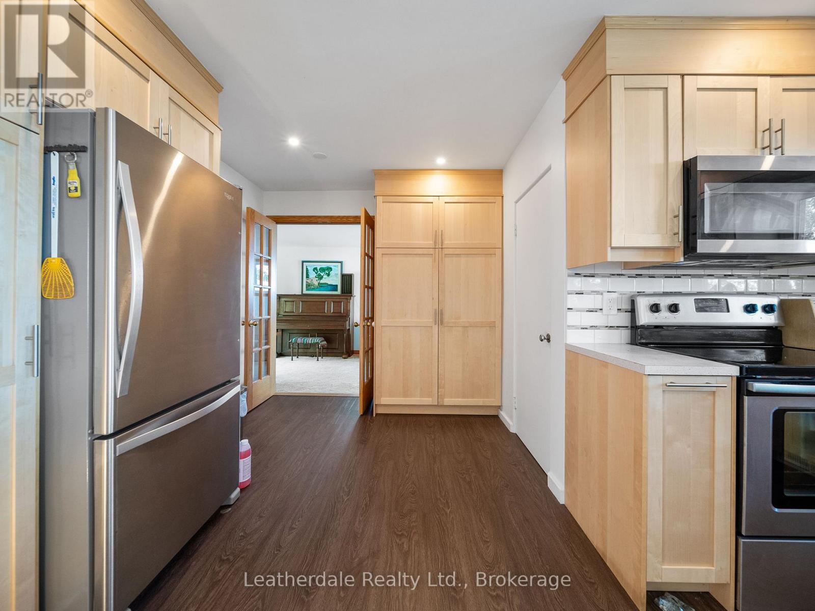 24 Maple Drive, Orillia, Ontario  L3V 3W2 - Photo 6 - S13049322