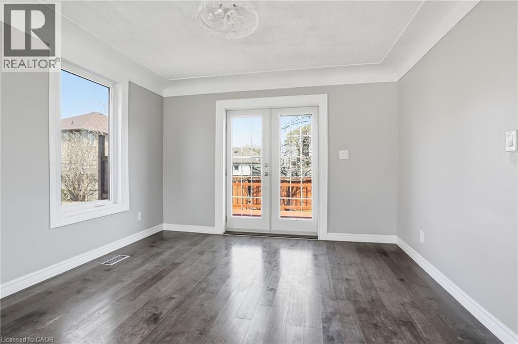 687 Upper James Street, Hamilton, Ontario  L9C 2Z4 - Photo 8 - 40824610