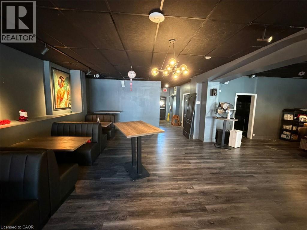 6092 Main Street, Niagara Falls, Ontario  L2G 5Z9 - Photo 11 - 40824555