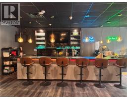 6092 MAIN Street, niagara falls, Ontario