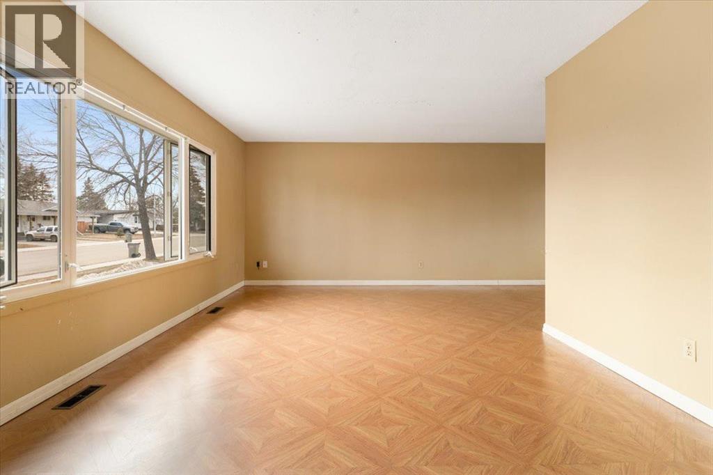 9904 85 Avenue, Grande Prairie, Alberta  T8V 0A2 - Photo 10 - A2304751