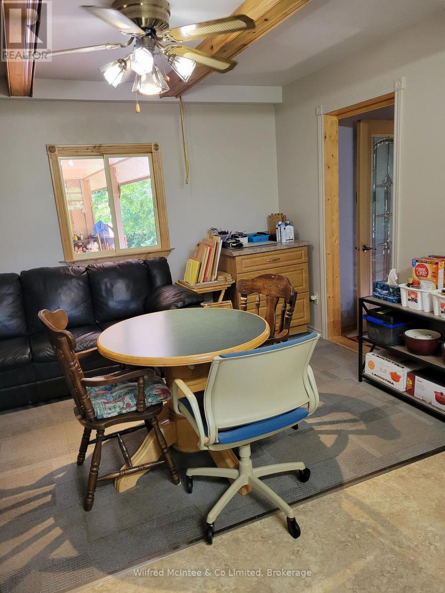 302299 Concession Rd 2 Sdr, West Grey, Ontario  N4N 3B8 - Photo 17 - X13049248