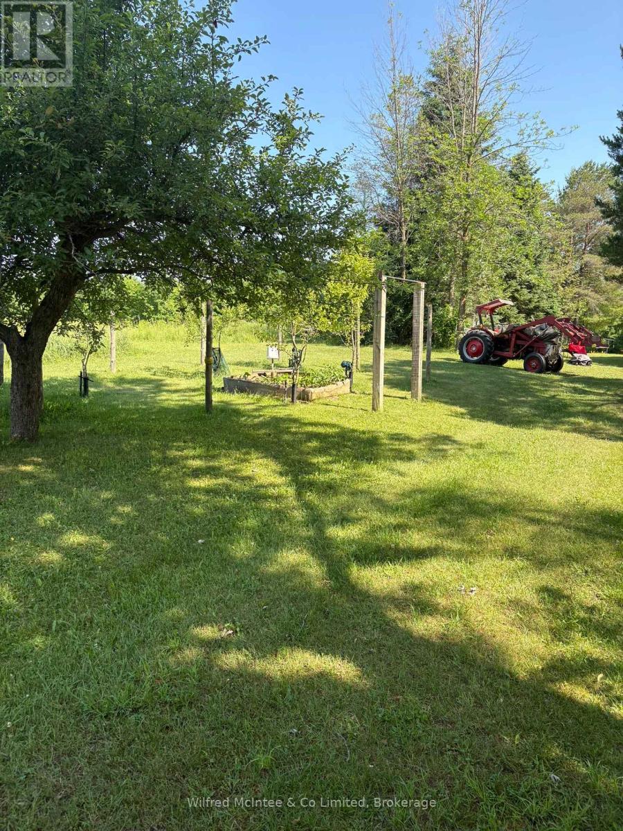 302299 Concession Rd 2 Sdr, West Grey, Ontario  N4N 3B8 - Photo 19 - X13049248