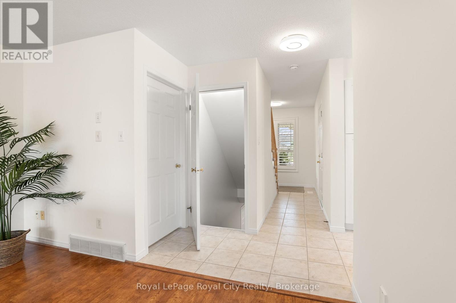 118 Clairfields Drive W, Guelph, Ontario  N1G 5A5 - Photo 15 - X13049372