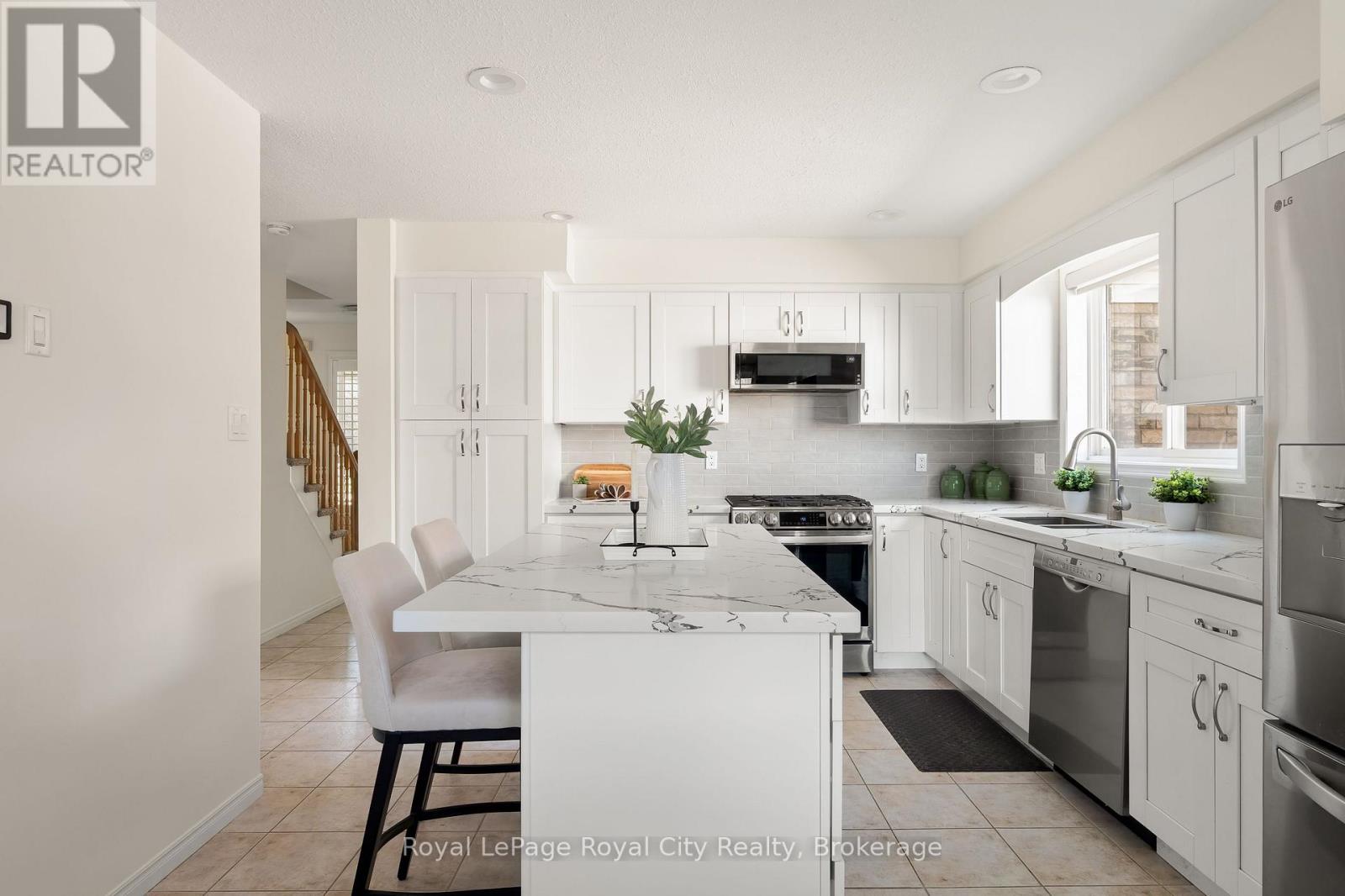 118 Clairfields Drive W, Guelph, Ontario  N1G 5A5 - Photo 7 - X13049372