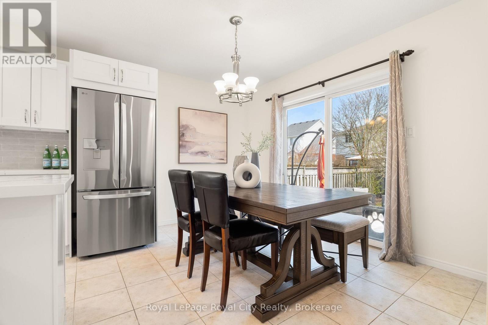 118 Clairfields Drive W, Guelph, Ontario  N1G 5A5 - Photo 9 - X13049372