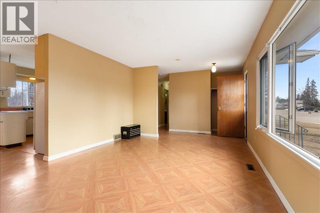 9904 85 Avenue, Grande Prairie, Alberta  T8V 0A2 - Photo 12 - A2304751