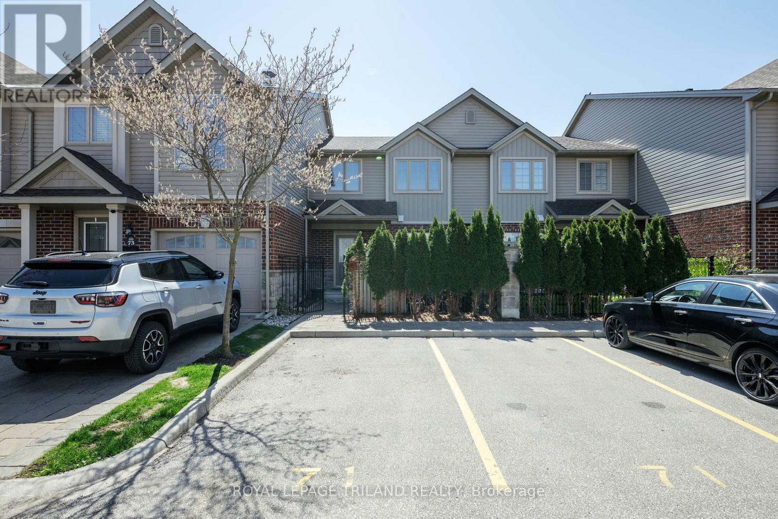 71 - 1061 Eagletrace Drive, London North, Ontario  N6G 0T3 - Photo 2 - X13049378