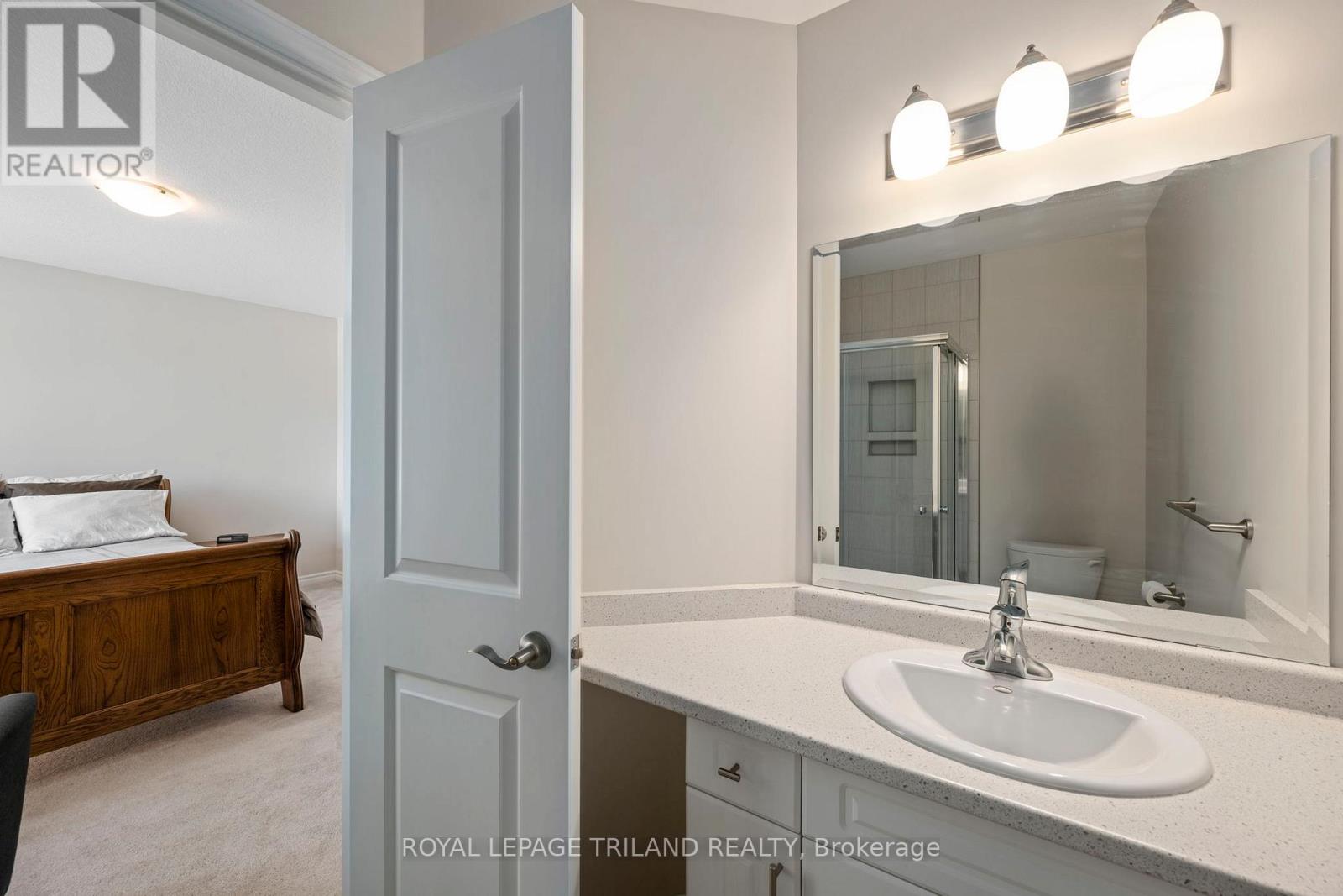 71 - 1061 Eagletrace Drive, London North, Ontario  N6G 0T3 - Photo 23 - X13049378