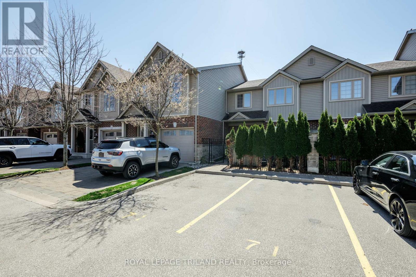 71 - 1061 Eagletrace Drive, London North, Ontario  N6G 0T3 - Photo 4 - X13049378