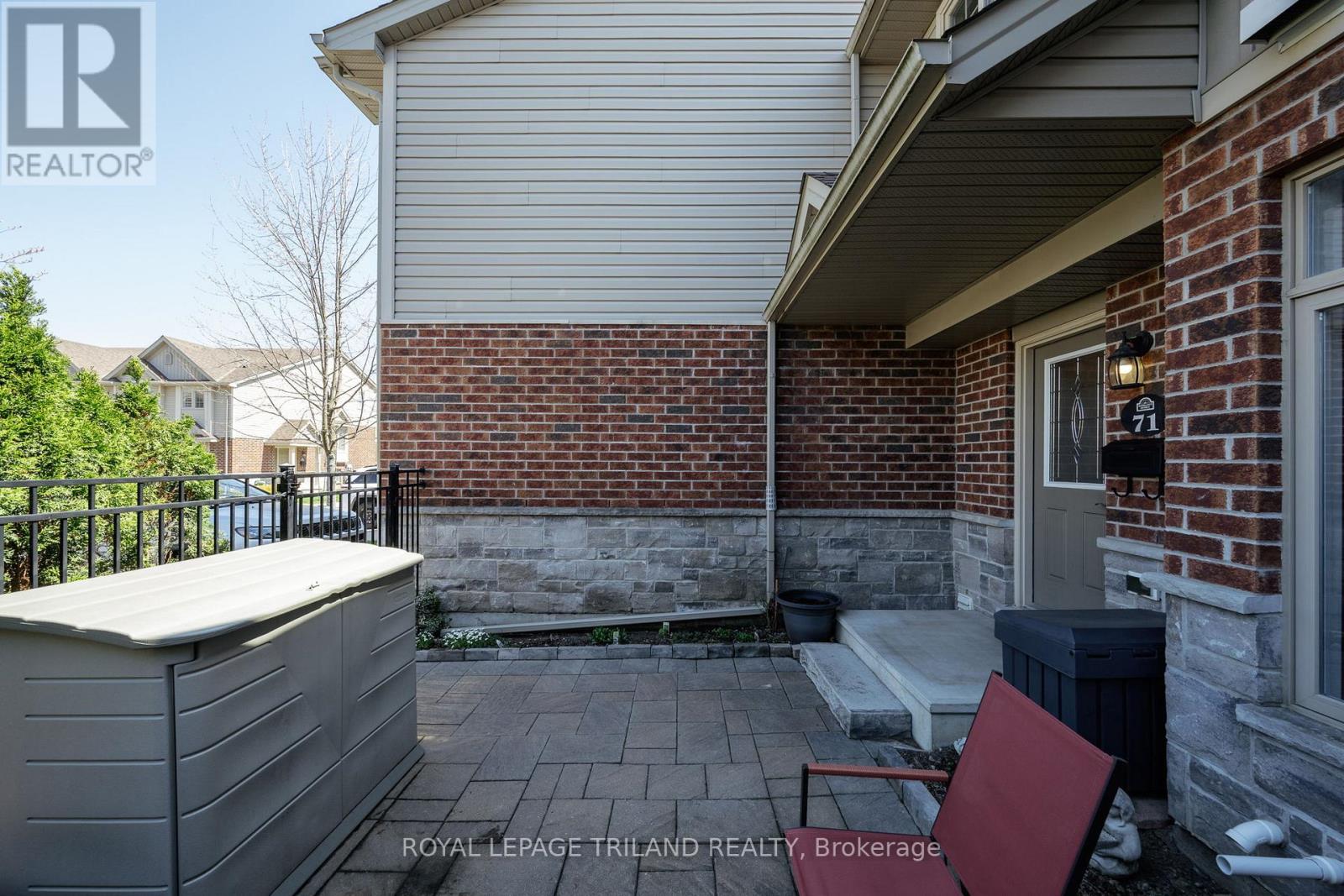 71 - 1061 Eagletrace Drive, London North, Ontario  N6G 0T3 - Photo 5 - X13049378