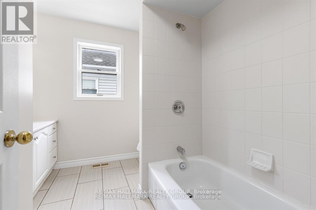 1404 Montresor Way, Ottawa, Ontario  K4A 3C5 - Photo 31 - X13049200