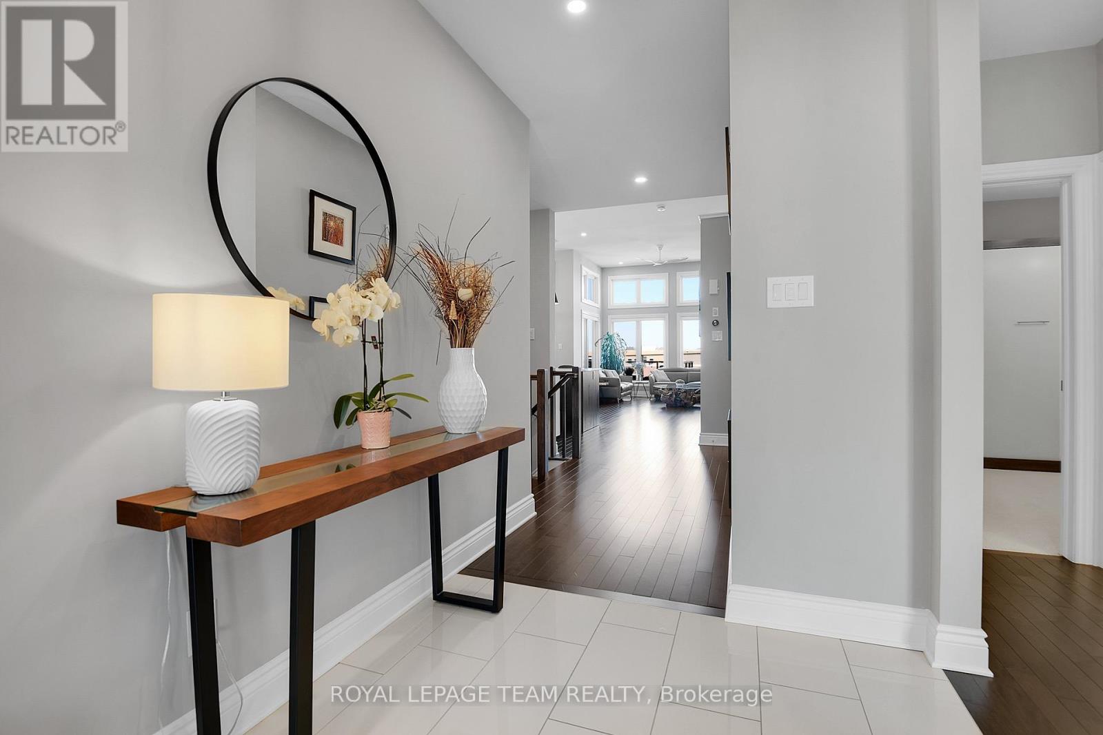 26 Salamander Way, Ottawa, Ontario  K1X 0E9 - Photo 4 - X13049204