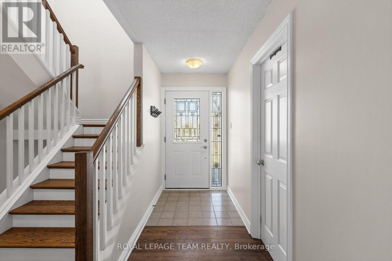 1081 Boucher Crescent, Ottawa, Ontario  K4M 1B3 - Photo 4 - X13049262