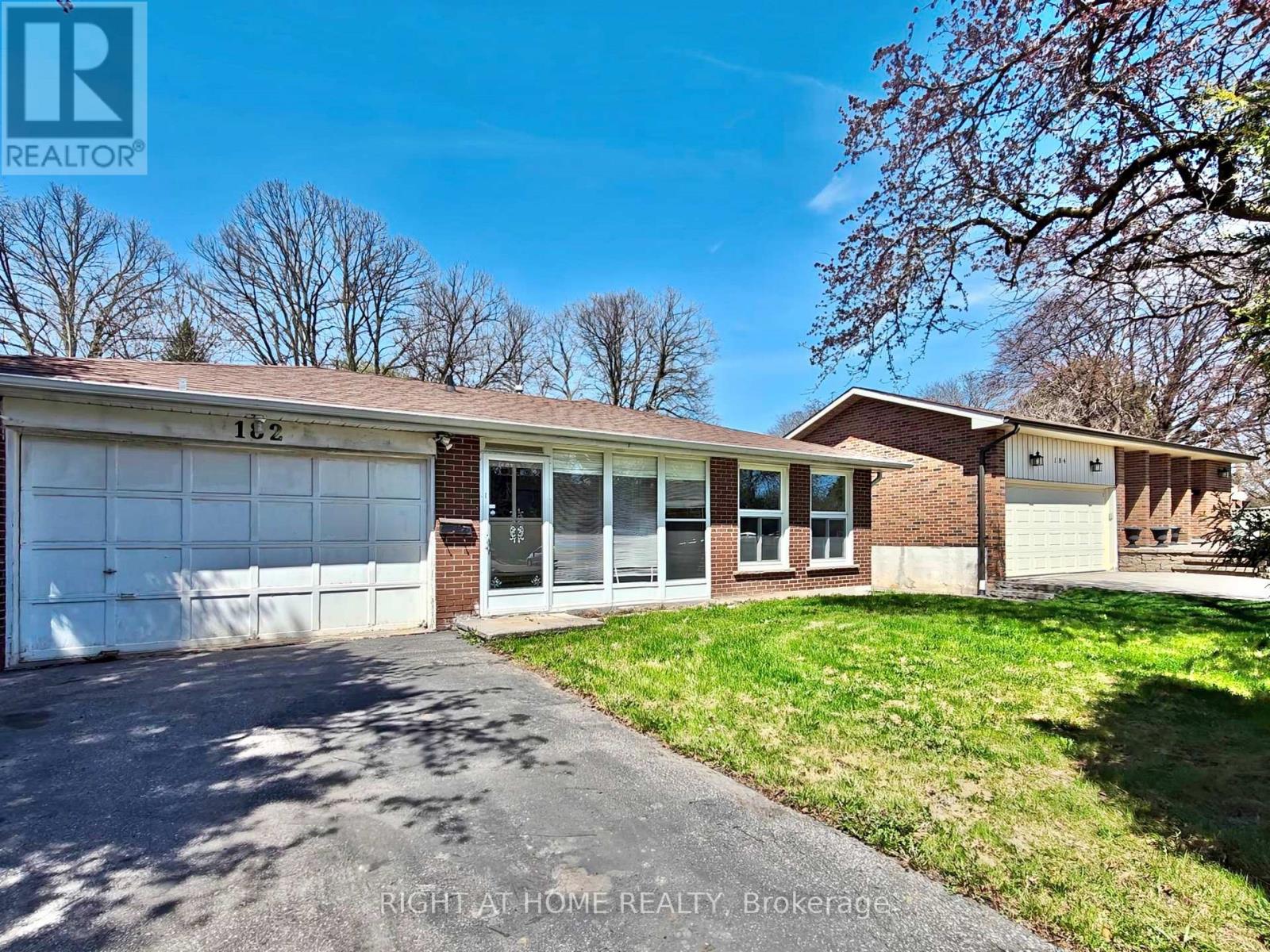 182 MCNICOLL AVENUE, Toronto, Ontario