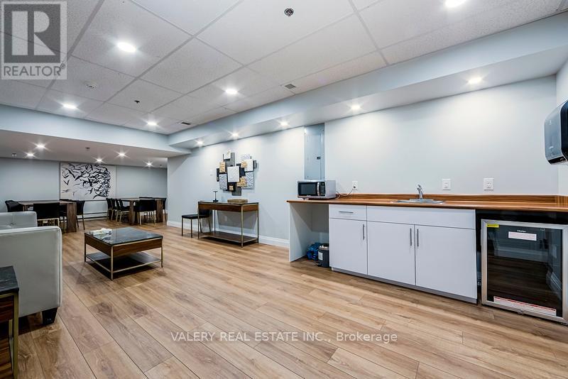 206 - 75 Eastdale Avenue, Toronto, Ontario  M4C 5N3 - Photo 9 - E13047404