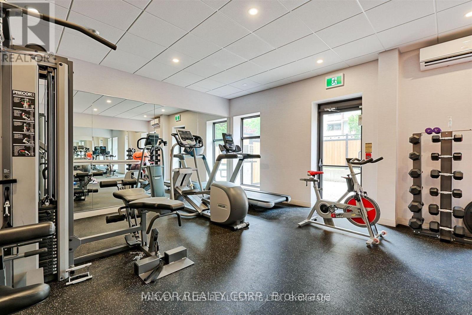 903 - 1 Deer Park Crescent, Toronto, Ontario  M4V 3C4 - Photo 48 - C13048940