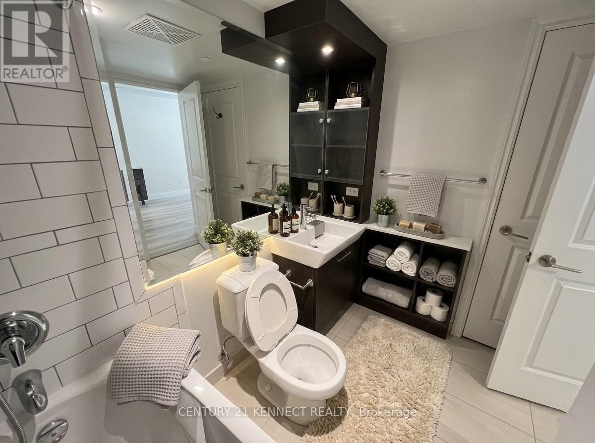 4213 - 386 Yonge Street, Toronto, Ontario  M5B 0A5 - Photo 12 - C13046072