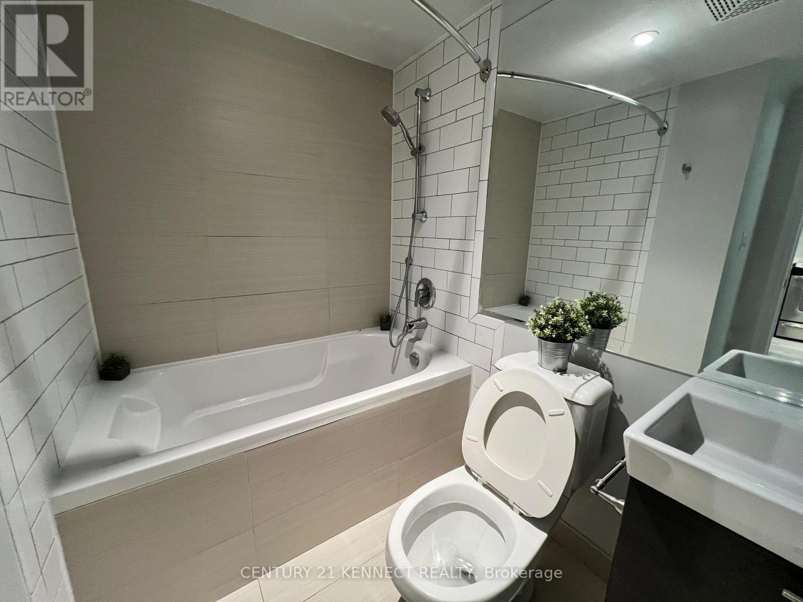 4213 - 386 Yonge Street, Toronto, Ontario  M5B 0A5 - Photo 33 - C13046072