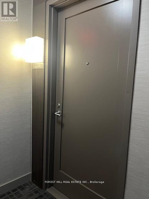 2206 - 310 Tweedsmuir Avenue, Toronto, Ontario  M5P 2Y2 - Photo 3 - C13049250