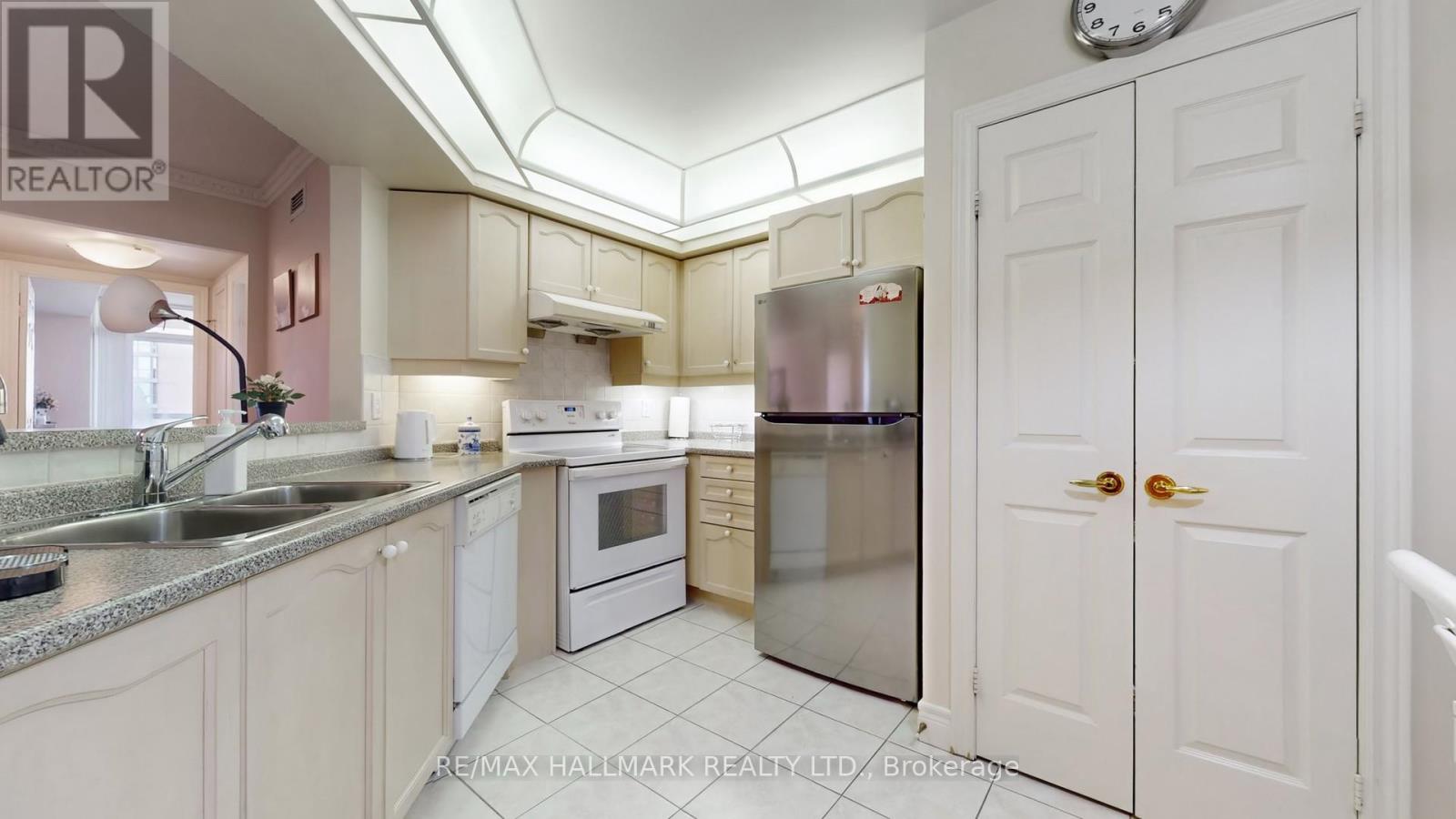 1610 - 89 Skymark Drive, Toronto, Ontario  M2H 3S6 - Photo 15 - C13049324