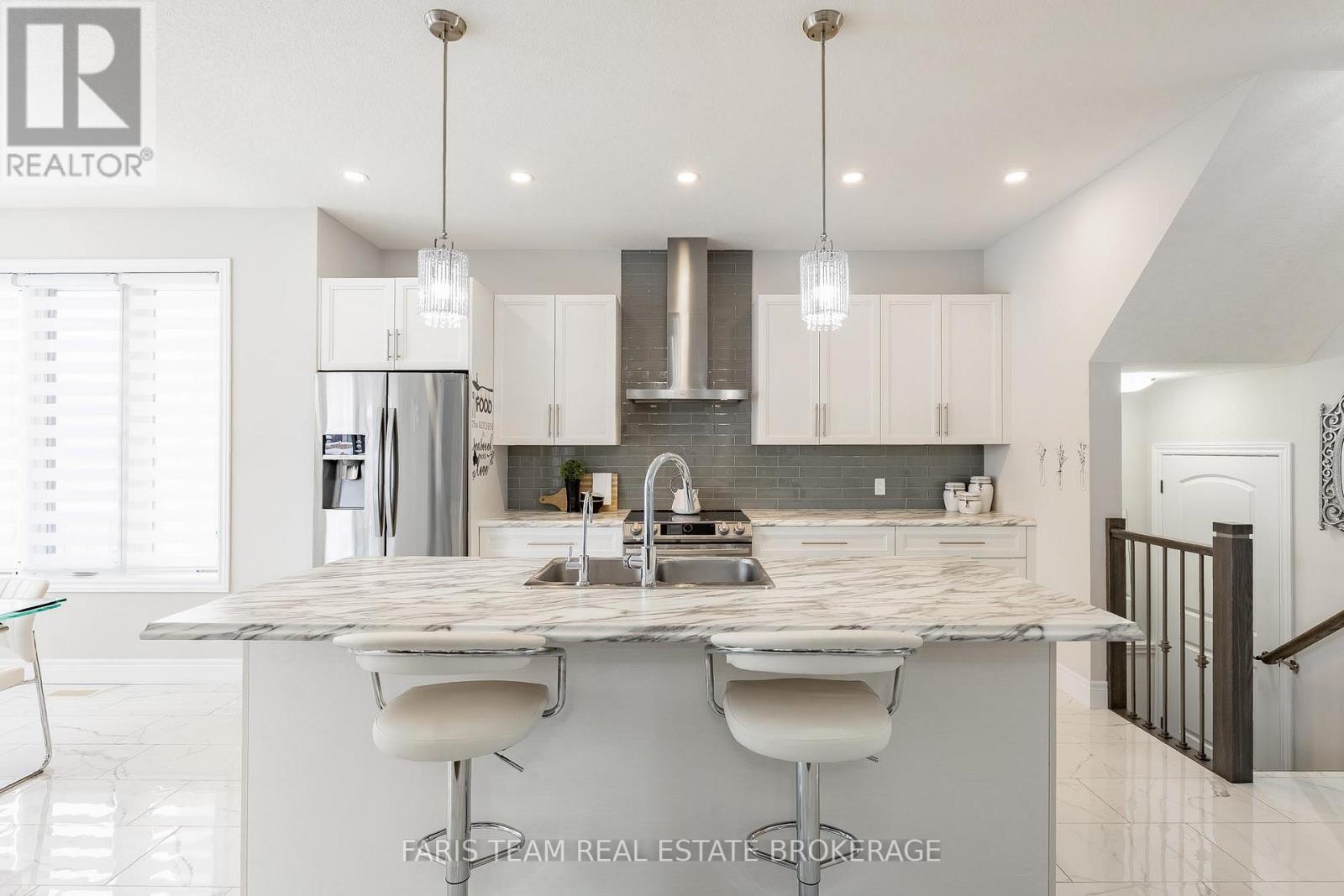 13 Tindall Crescent, East Luther Grand Valley, Ontario  L9W 7R9 - Photo 7 - X12992814