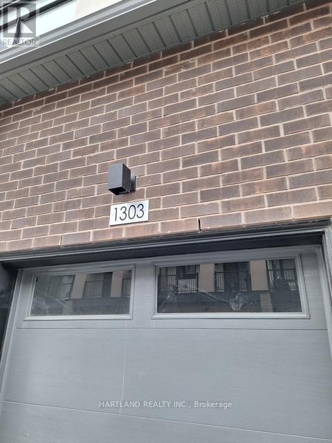 1303 - 1695 Dersan Street, Pickering, Ontario  L1X 0S9 - Photo 10 - E13049252