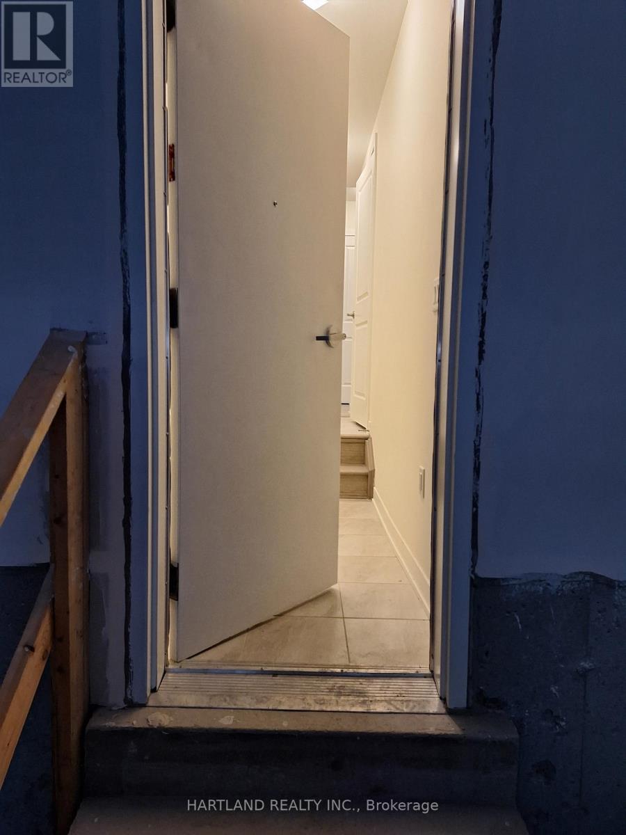 1303 - 1695 Dersan Street, Pickering, Ontario  L1X 0S9 - Photo 12 - E13049252