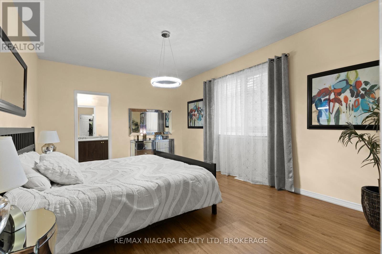 8424 Mulberry Drive, Niagara Falls, Ontario  L2H 0K4 - Photo 15 - X12996610