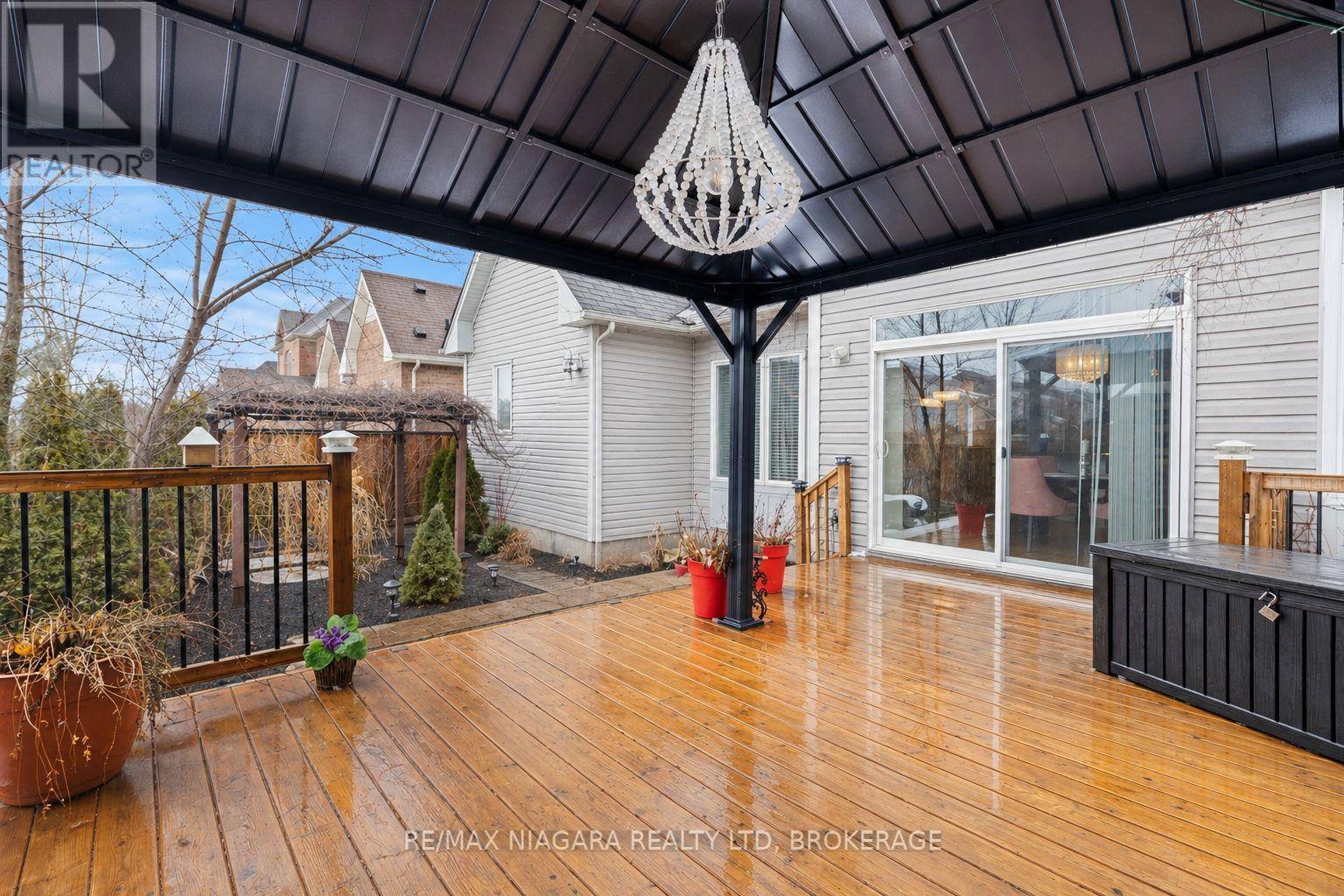 8424 Mulberry Drive, Niagara Falls, Ontario  L2H 0K4 - Photo 27 - X12996610