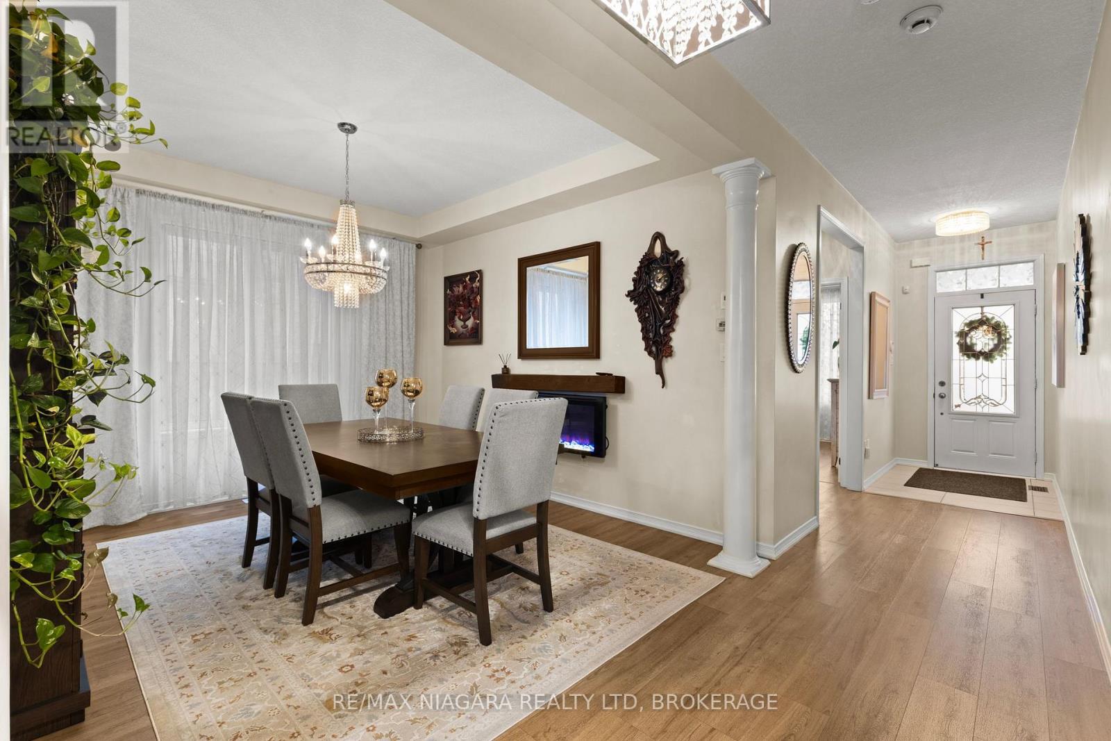 8424 Mulberry Drive, Niagara Falls, Ontario  L2H 0K4 - Photo 5 - X12996610