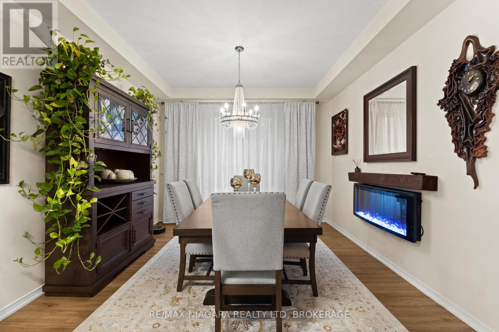 8424 Mulberry Drive, Niagara Falls, Ontario  L2H 0K4 - Photo 6 - X12996610