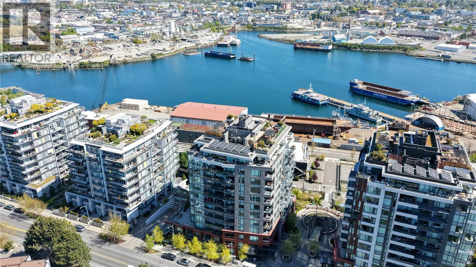 201 369 Tyee Rd, Victoria, British Columbia  V9A 0B6 - Photo 1 - 1027917